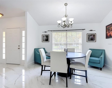 4934 Lazy Oaks Way - Photo Thumbnail 6