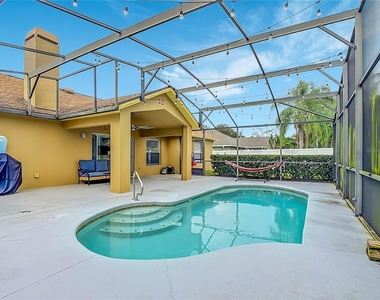 4934 Lazy Oaks Way - Photo Thumbnail 15