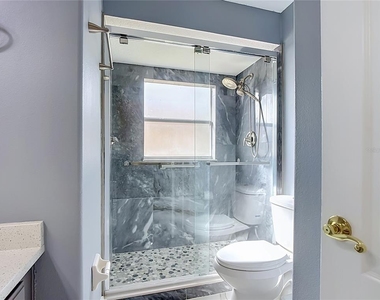 4934 Lazy Oaks Way - Photo Thumbnail 26