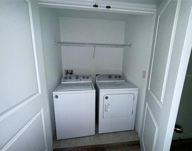 476 Madison Drive - Photo Thumbnail 10