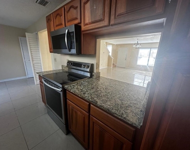 1608 Long Ridge Court - Photo Thumbnail 6
