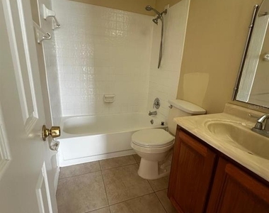 1608 Long Ridge Court - Photo Thumbnail 13