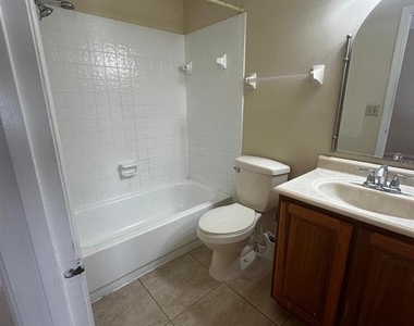1608 Long Ridge Court - Photo Thumbnail 16