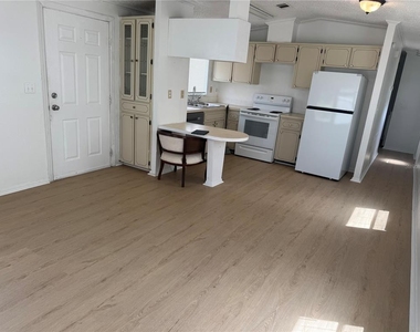 5016 County Road 157 - Photo Thumbnail 4