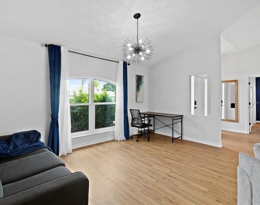 39 Long Meadow Court - Photo Thumbnail 7