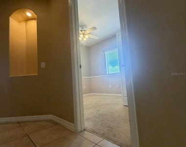 4576 Barbados Loop - Photo Thumbnail 22