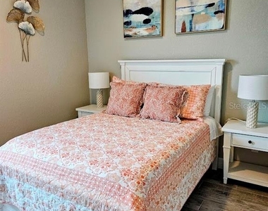 372 Baytree Drive - Photo Thumbnail 6