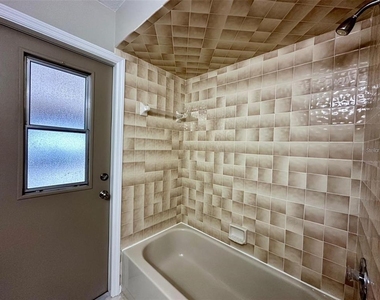 2431 Malaya Court - Photo Thumbnail 23