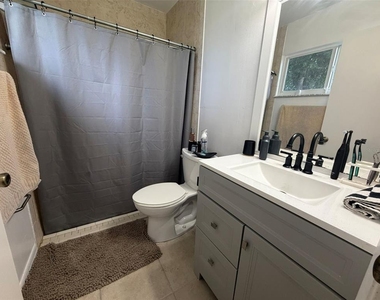 8620 Alam Avenue - Photo Thumbnail 12