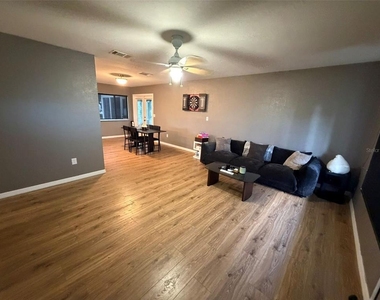 8620 Alam Avenue - Photo Thumbnail 2