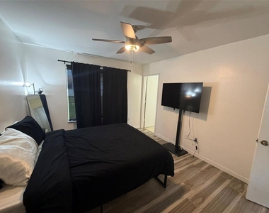 8620 Alam Avenue - Photo Thumbnail 11