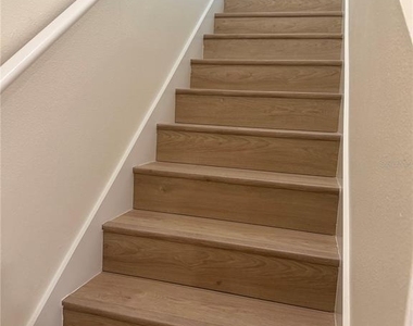 8909 White Sage Loop - Photo Thumbnail 11