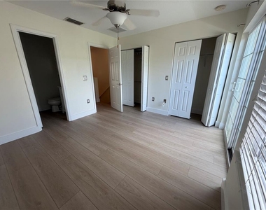 8909 White Sage Loop - Photo Thumbnail 4