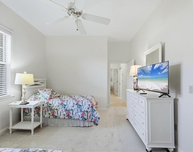 9913 Laurel Valley Avenue Circle - Photo Thumbnail 22