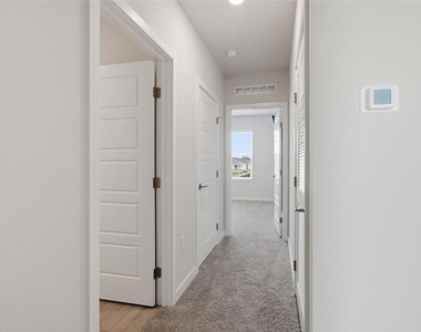 18114 Wheathouse Place - Photo Thumbnail 28