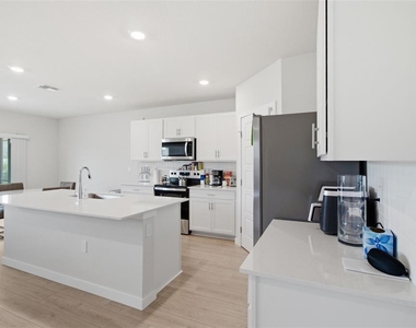 18114 Wheathouse Place - Photo Thumbnail 3