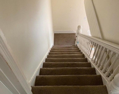 2430 Amelia Avenue - Photo Thumbnail 6