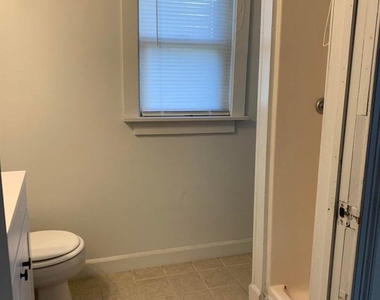 2430 Amelia Avenue - Photo Thumbnail 14