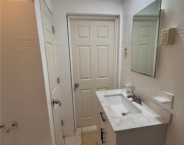 614 N 8th Street - Photo Thumbnail 7