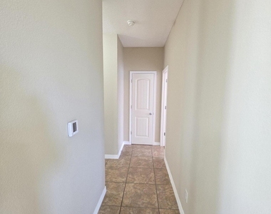 7346 Gulf Creek Drive - Photo Thumbnail 18