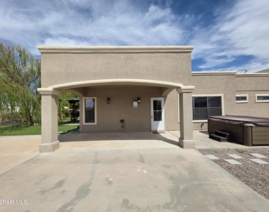 7346 Gulf Creek Drive - Photo Thumbnail 40