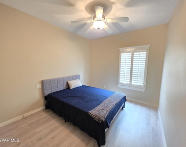 7346 Gulf Creek Drive - Photo Thumbnail 22