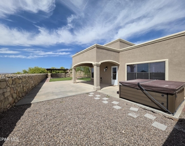 7346 Gulf Creek Drive - Photo Thumbnail 38