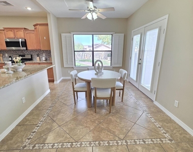 7346 Gulf Creek Drive - Photo Thumbnail 9