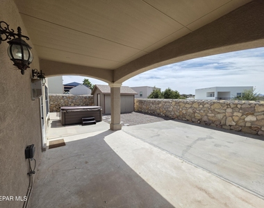 7346 Gulf Creek Drive - Photo Thumbnail 36