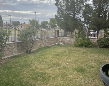 9289 Leonardo Avenue - Photo Thumbnail 11