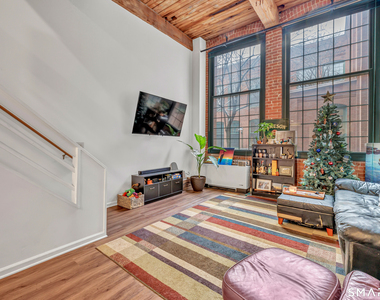 25 Grand Street - Photo Thumbnail 9