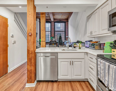 25 Grand Street - Photo Thumbnail 4