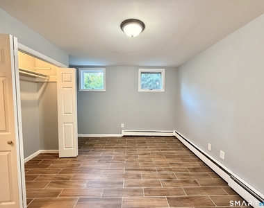 46 Warren Street - Photo Thumbnail 5