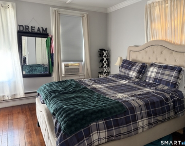 90 Oak Street - Photo Thumbnail 17