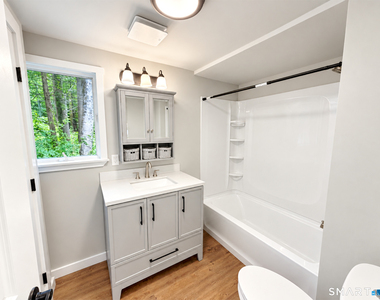 300 Railtree Hill Road - Photo Thumbnail 5
