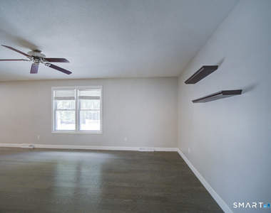 197 Maple Avenue - Photo Thumbnail 16