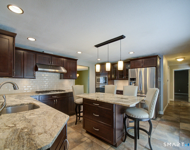 197 Maple Avenue - Photo Thumbnail 19