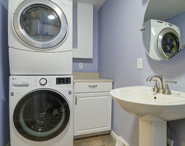 197 Maple Avenue - Photo Thumbnail 28