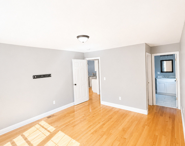 59 59 Midland Road - Photo Thumbnail 9