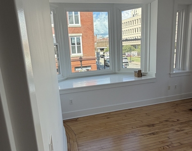 2 Bank Street - Photo Thumbnail 14
