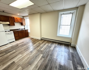 696 Main Street - Photo Thumbnail 3