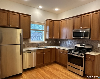 2518 Whitney Avenue - Photo Thumbnail 4