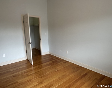 2518 Whitney Avenue - Photo Thumbnail 19