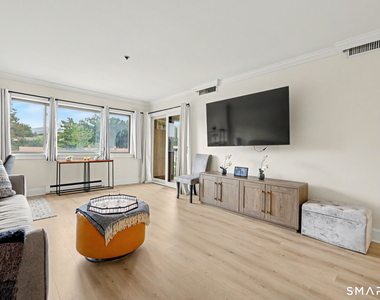 1633 Washington Boulevard - Photo Thumbnail 6