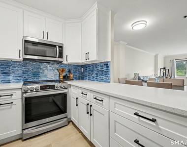 1633 Washington Boulevard - Photo Thumbnail 3