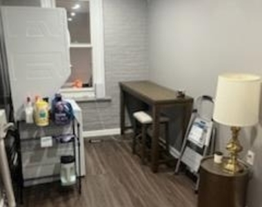 505 S Main St - Photo Thumbnail 1