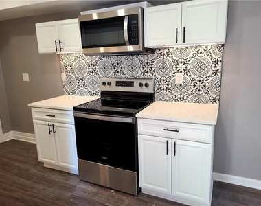505 S Main St - Photo Thumbnail 7