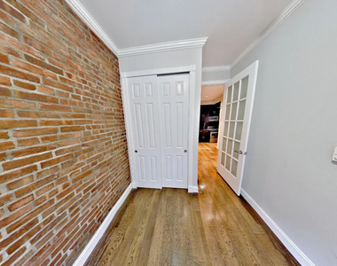 9 West 103rd Street - Renovated  - Photo Thumbnail 1
