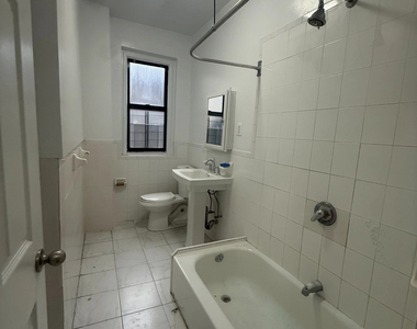 601 West 176th Street - Large Rooms - Photo Thumbnail 4