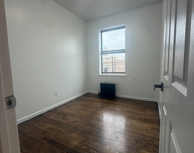 601 West 176th Street - Large Rooms - Photo Thumbnail 2